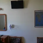 Marios בית הארחה