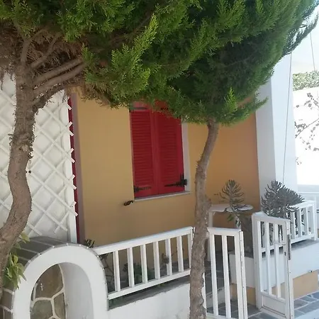 Pensión Marios Páros